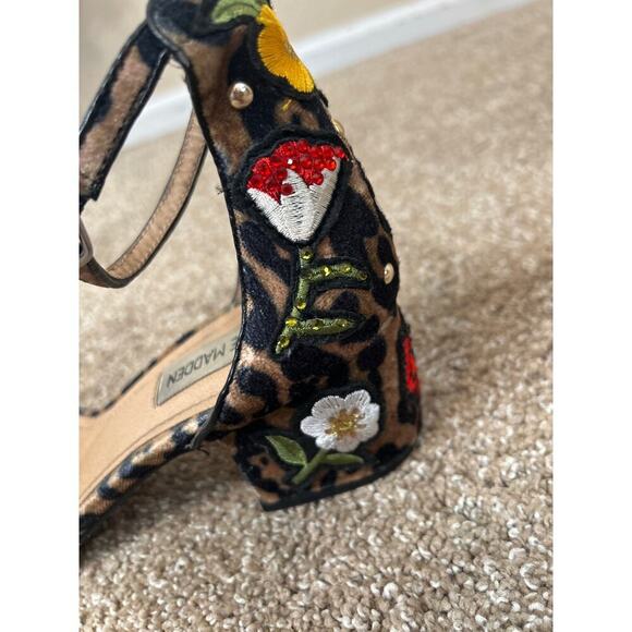 Steve Madden Inca Leopard Multi Embroidered Ankle Strap Heels woman’s size 7.5 - Picture 4 of 9